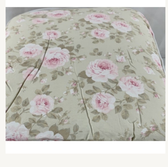 Brand New Simply Shabby Chic Comforter set Full/Queen - Picture 6 of 10